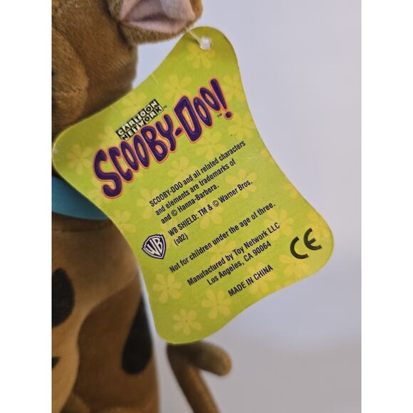 Scooby Doo Gnarling Teeth Holding Ghost Plush Sitting 2002 Toy Network 10" - Picture 3 of 6